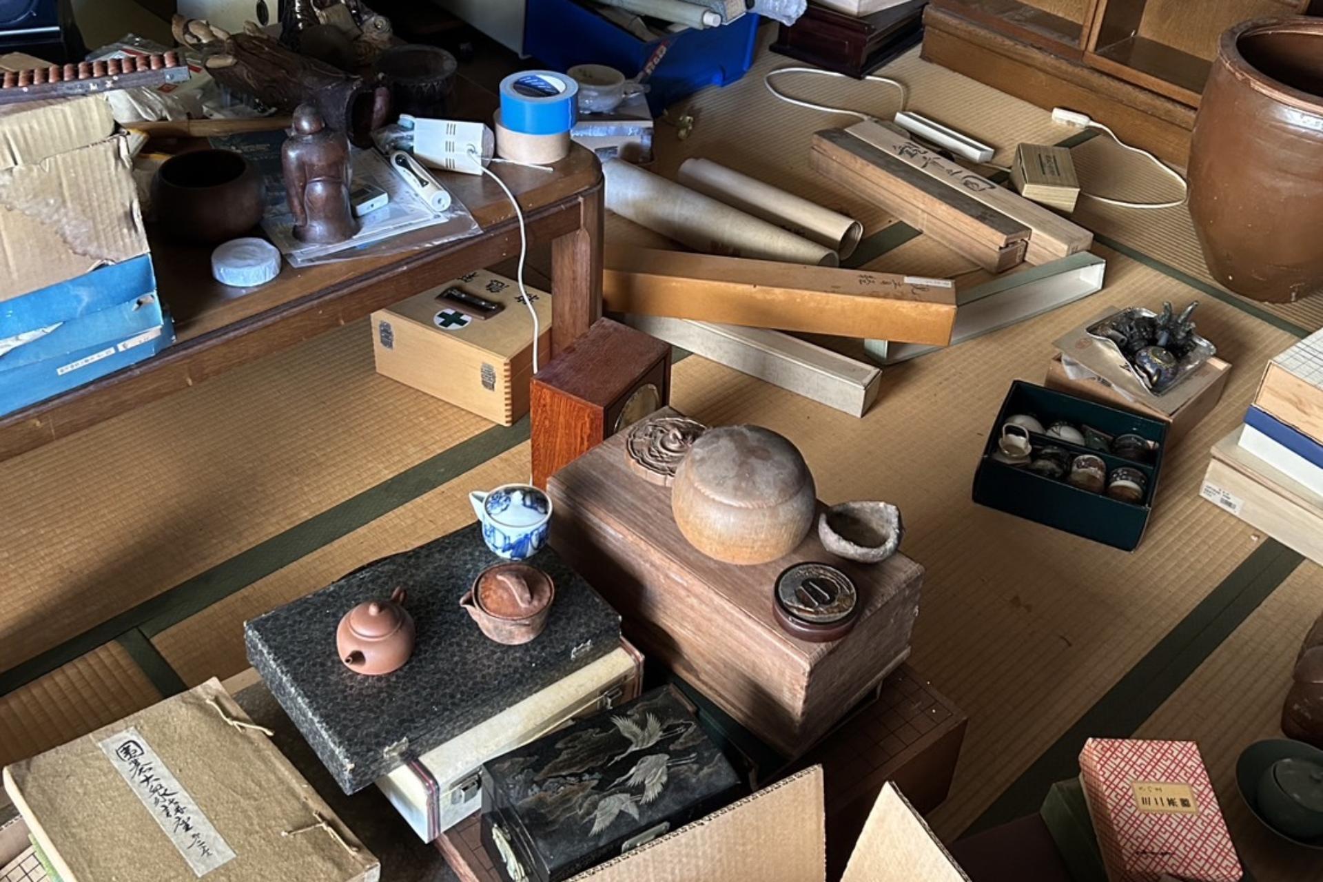 遺品整理前の買受の画像